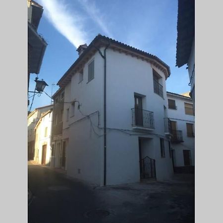 Casa Con Encanto En 波亚莱斯－德尔奥约 外观 照片