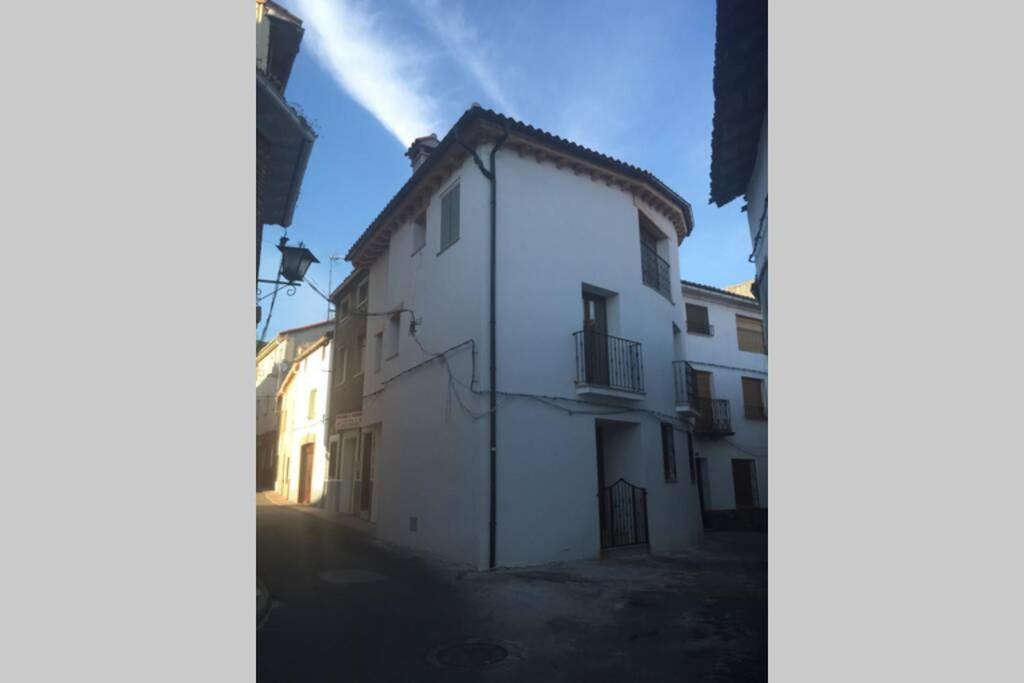 Casa Con Encanto En 波亚莱斯－德尔奥约 外观 照片